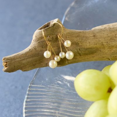 ＜Liliane Burty Eclat (Women/小さいサイズ) ＞【オンラインショップ限定】アコヤパール×淡水パールフックピアス（７３１５２６１３）