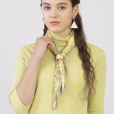 ＜Liliane Burty Eclat (Women/小さいサイズ) ＞プリントプリーツスカーフ（７３１６２３０１）