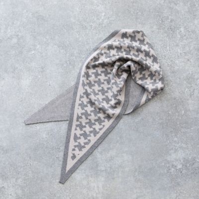 Liliane Burty Eclat (Women/小さいサイズ) /リリアンビューティ エクラ 幾何柄ニットストール(73166501) グレー スカーフ・ショール【三越伊勢丹/公式】