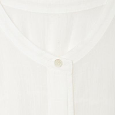 バックシャーリングブラウス（８１０３３４２５）