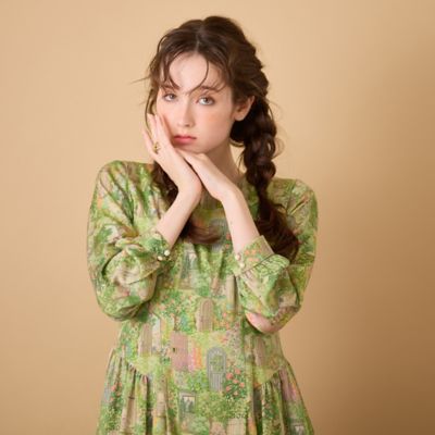 定価34,560円 ローズティアラ ジュエル カメリア柄ワンピース 42 22fabric】シークレットガーデン／ ワンピース