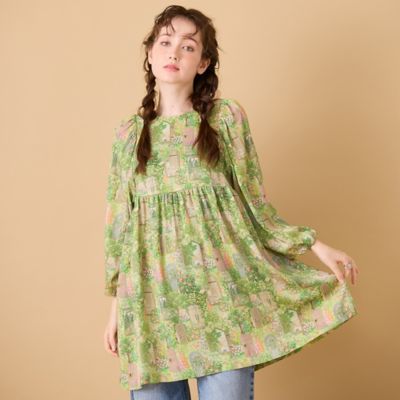 新品未使用 イタリアからお取寄せ 満開に咲く芍薬のガーデン ふわふわフリルシャツ 新品未使用 イタリアからお取寄せ 満開に咲く芍薬のガーデン ふわふわ