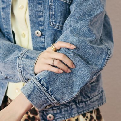 coco。ローズティアラ❣️フリンジ付きライトブルーデニムジャケット coco様専用。ローズティアラ❣️フリンジ付きライトブルーデニム