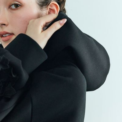 フラワーモチーフ付きパーカー（83121601） | Rose Tiara