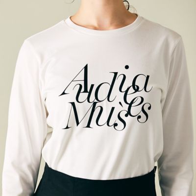 Ａｕｄｉｅ　ａ　Ｍｕｓｅｓロゴカットソー（８３１２６４０５）