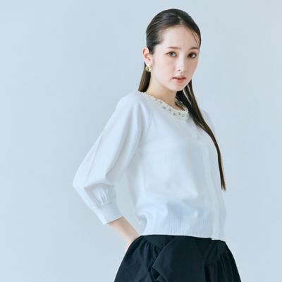 ＜Rose Tiara (Women/大きいサイズ)＞襟ぐりパールビジュー付きカーディガン（８３１３２６０７）