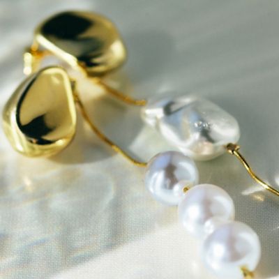 パールアシンメトリーピアス（83142507） | Rose Tiara