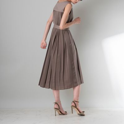 バックプリーツワンピース ８８０１２００４ 三越伊勢丹オンラインストア 公式