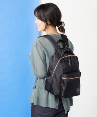 【美品】ランバンオンブルー　リュック　ナイロン　トロカデロ　ブラック トロカデロ リボンモチーフ ナイロンリュック（バックパック