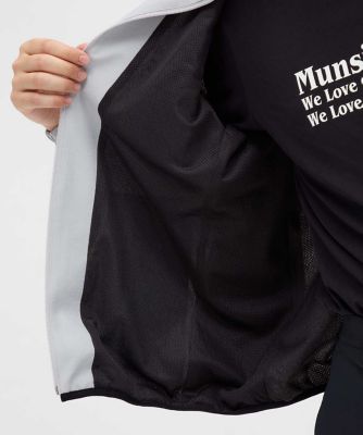 マンシングウェア Munsingwear はっ水ストレッチロゴ