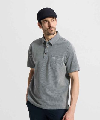 Stone  グレーと赤のストライプ ポロシャツ マンシングウェア MUNSINGWEAR シアサッカーストライプ台襟