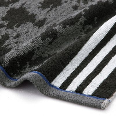 ａｄｉｄａｓ　マーブルライン　タオルハンカチ（２０２３０６１３４００６０）