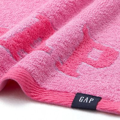 ＧＡＰ　スリムロゴ　スリムバスタオル（２０２４５４０１２３１２０）