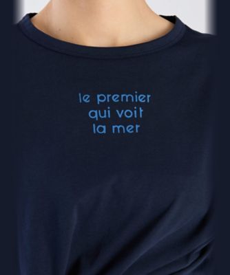 メッセージ　プリント　半袖　Ｔシャツ　”Ｌｅ　ｐｒｅｍｉｅｒ　ｑｕｉ　ｖｏｉｔ　ｌａ　ｍｅｒ”（６２８２ＷＷ２１６８０）