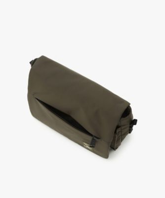 ナイロン　２ｗａｙ　ミディアム　ショルダーバッグ　Ｔｒｉｐ　（ＺＡＨ０１Ａ－０１）（Ｐ８００ＶＮＵ４７０５１）