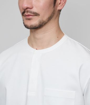 【接触冷感】ヘンリーネック　半袖Ｔシャツ（２０２５１１６１５５５３）