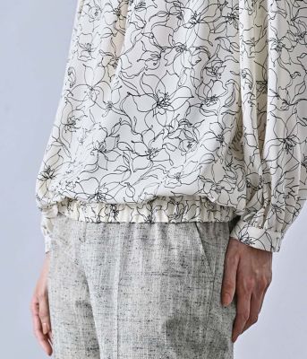 モノトーンフラワープリント ヨーク切り替えブラウス