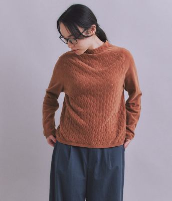 ＜SIPULI (Women)＞【ウォッシャブル】Ｃｒｅａｍｙ　Ｃｏｔｔｏｎ　木の葉柄ボトルネックニット（２０２５３７７８６７３２）