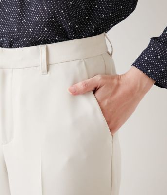 【ウォッシャブル】ダブルフェイス　クロップドテーパードパンツ（アイボリー）（２０２５５１３２５１１１）