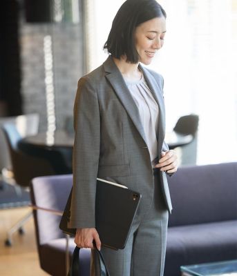 NEWYORKER L (Women/大きいサイズ)/ニューヨーカー Ｌ 【Ｌ】【ウォッシャブル】シャークスキン　ノッチドラペル１釦ジャケット（２０２５５４０１５３５１）
