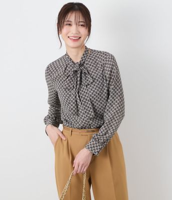 NEWYORKER L PLUS (Women/大きいサイズ)/ニューヨーカー Ｌ ＰＬＵＳ 【Ｌ】アーキテクスチャーモチーフプリント　ボウタイブラウス（２０２５５９６２５１２３）