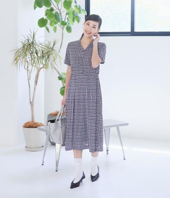 強撚スムースナイトキューブプリント 半袖Vネックワンピース