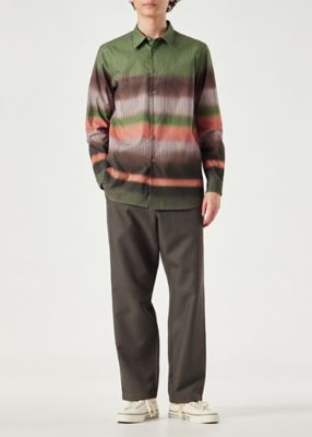 ”Ｇｒａｄｉｅｎｔ　Ｓｔｒｉｐｅ”　カジュアルシャツ（１５２３０９７６５Ｘ）