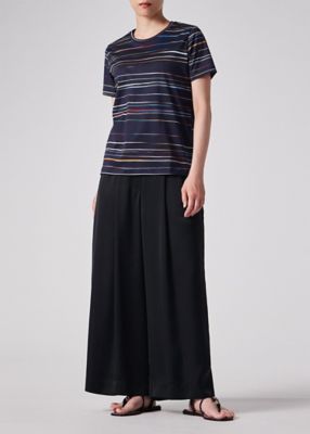 ウィメンズ　”Ｓｉｇｎａｔｕｒｅ　Ｐｉｎｓｔｒｉｐｅ”　半袖Ｔシャツ（２５５１０３３２９Ｖ）