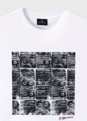 Cassette Tape Graphic” 半袖Tシャツ