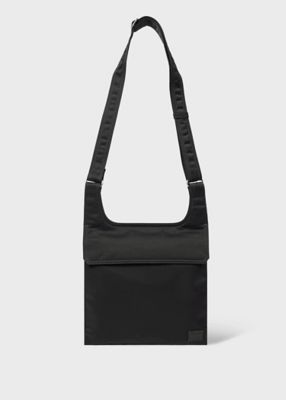 ＜Paul Smith (Men)＞”Ｃｒｏｐｐｅｄ　Ｌｏｇｏ”　シャイニーナイロン　ショルダーバッグ（８１３０４４８０１２ＮＳＨ）