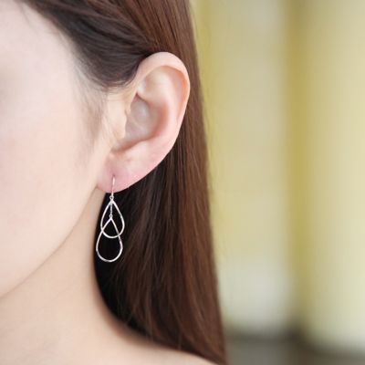 Ｋ１０ホワイトゴールド　ピアス