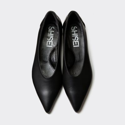 シューズ　ＰＯＩＮＴＥＤ　Ｕ　ＰＵＭＰＳ