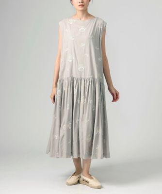 BASCO (Women/大きいサイズ)/バスコ スーザン・シュシュ　クロスステッチ刺繍のノースリーブマキシワンピ　１２１２２５２ー１０