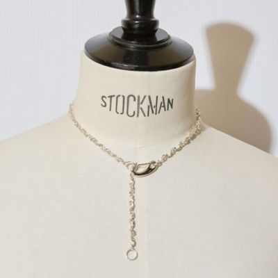 Ｆｉｇｕｅ　ｃｌｉｐ　ｓｌｉｍ　ｎｅｃｋｌａｃｅ　１３０－０５３