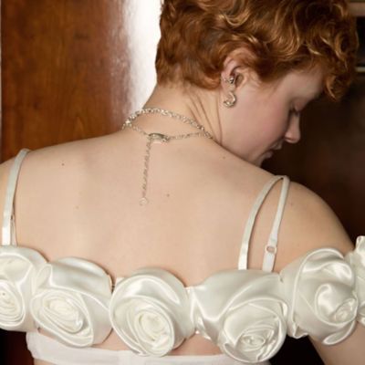 Ｆｉｇｕｅ　ｃｌｉｐ　ｓｌｉｍ　ｎｅｃｋｌａｃｅ　１３０－０５３