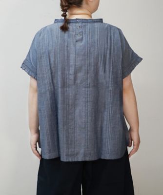 キュロトップＢ・４　ピンタックと手刺繍の立襟シャンブレートップス　プラスサイズ　１３１１４５１ー５７