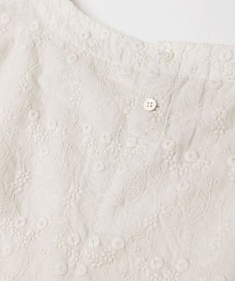 レイラブラウス　刺繍素材のドレープスリーブトップ　１３１２８５２ー１０