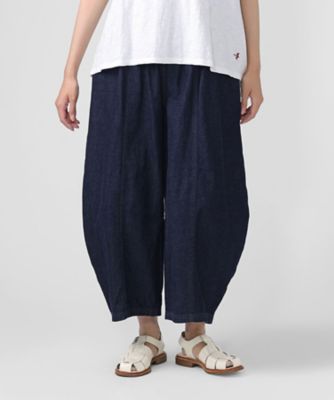 ＜BASCO (Women/大きいサイズ)＞ラッカーパンツデニム・Ｄ　８オンスデニムのコクーンシルエットパンツ　１４０４７６１ー４