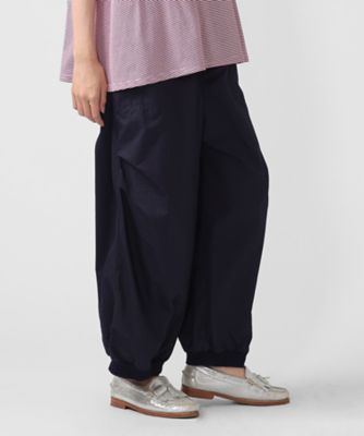 ＜BASCO (Women/大きいサイズ)＞フィノパンツ　タック入り裾リブのワイドリラクシングパンツ　１４０６５６１ー４