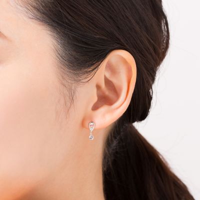 Ｋ１８ホワイトゴールド　ピアス