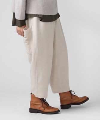 マオパンツ23 圧縮ウール素材裏地付きバックポケットパンツ