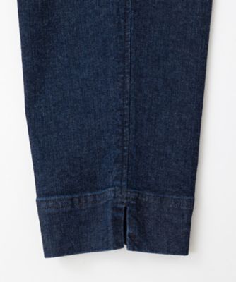 アルマパンツデニム　すっきりシルエットのテーパードパンツ　１４５５０４１ー４
