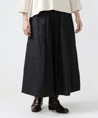 ＜BASCO (Women/大きいサイズ)＞ロザスカート・シュシュ　クロスステッチ刺繍のタックスカート　１５２４０５３ー１０