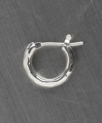 ＜e.m. (Women)＞シルバーフープピアス　※シングル　１８０１‐ＡＰ５４９