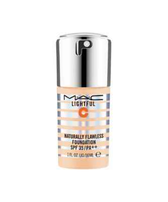 M・A・C ライトフル C＋ ナチュラリー フローレス SPF 35 ファンデーション