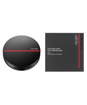 携帯にも便利。スリム型クッションコンパクトケース。 「SHISEIDO シンクロスキン セルフリフレッシング クッションコンパクト」をセットするスリムな専用のケース。携帯に便利なミラー付き。
