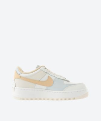 ナイキ　ＡＦ１　ＳＨＡＤＯＷ　スニーカー