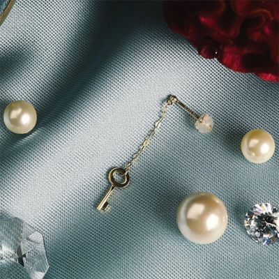 ＜e.m. (Women)＞ＫＥＹチェーンピアス　※シングル