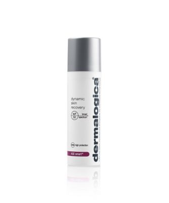 SPF50・PA++++で紫外線から肌を守りながらエイジングケア※1を目指す日中用保湿クリーム。 保湿成分のヒアルロン酸が肌にうるおいとハリ、柔らかさをもたらし、ポリフェノールを豊富に含むホワイトティ