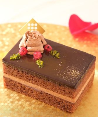 【クリスマスケーキ】ザ ヴィーガン マシュマロ G553 ばらのヴィーガンクリスマスミニケーキ【三越伊勢丹/公式】